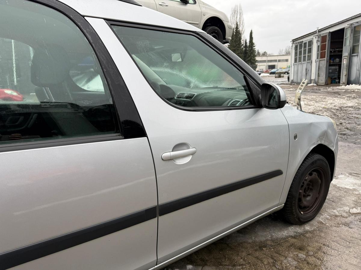 Skoda Roomster 5J original T&uuml;r vorn rechts LA7W Reflexsilber Rohbau BJ08